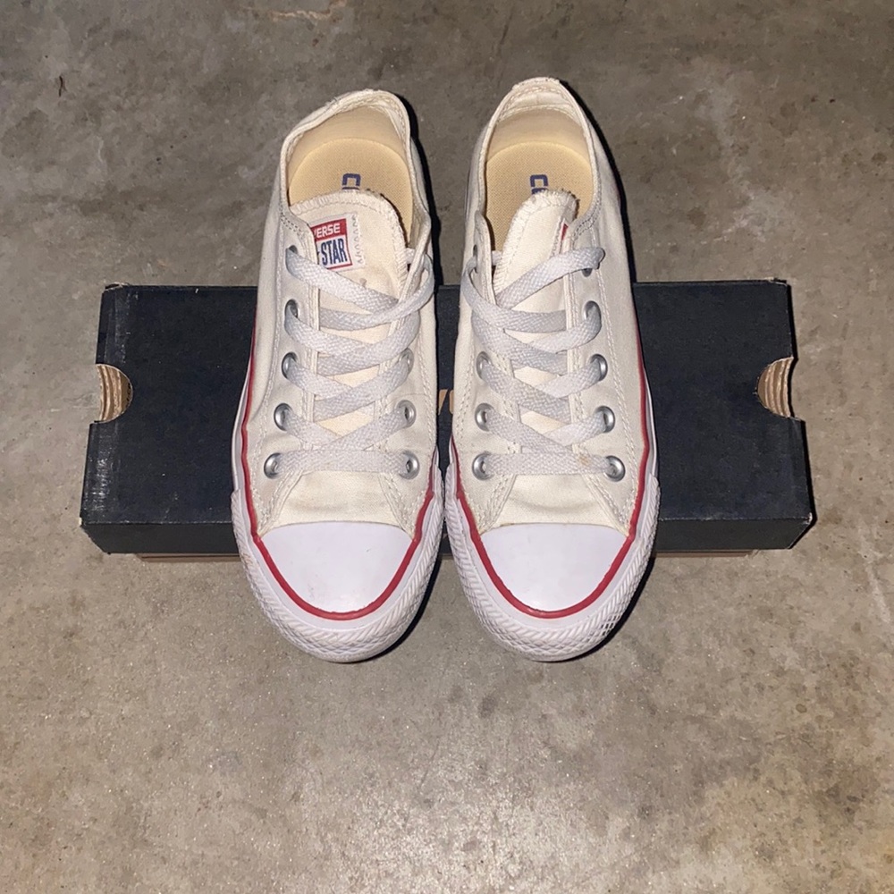 Converse All Star Low in White Size 5 (Women)